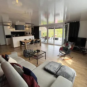 Ricke Apartment